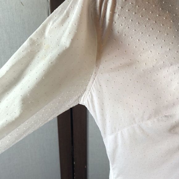 American Eagle White dotted Swiss cotton long sleeve ruffled shirt/Size 10 - Picture 9 of 16